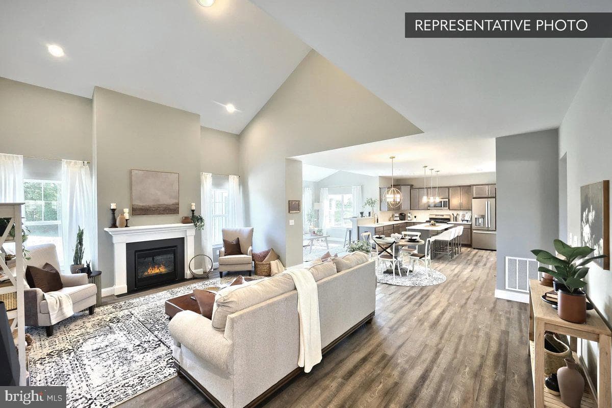 Copper Beech Plan At Logan Meadows photo 11