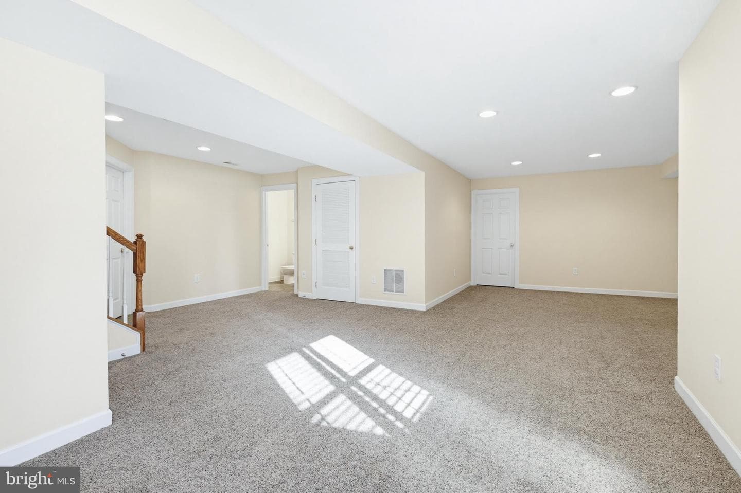 495 Lakeview Drive photo 19