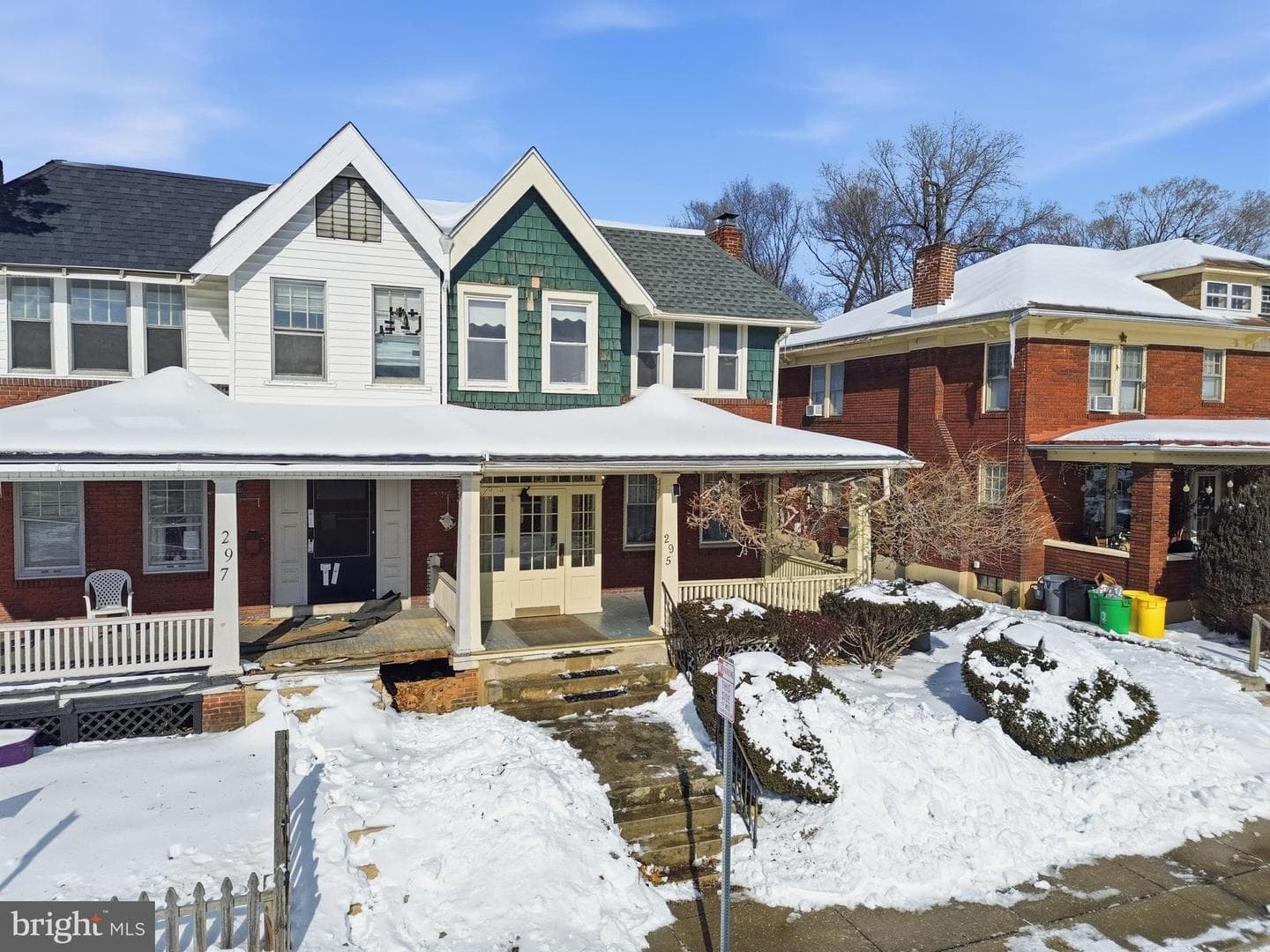 295 Kurtz Avenue photo 3