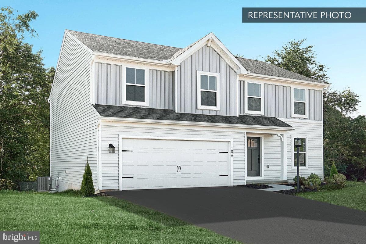 Black Cherry Plan At Hills At Valley View, Spring Grove