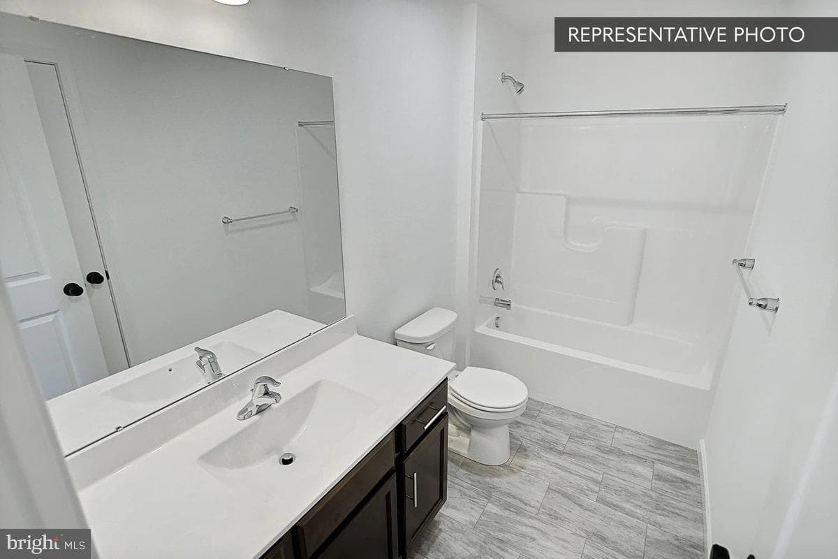 Black Cherry Plan At Hills At Valley View photo 36