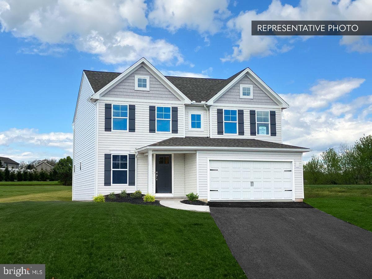Emily Plan At Hills At Valley View, Spring Grove