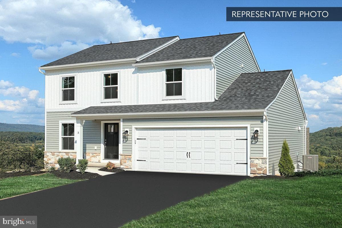 Sassafras Plan At Hills At Valley View, Spring Grove
