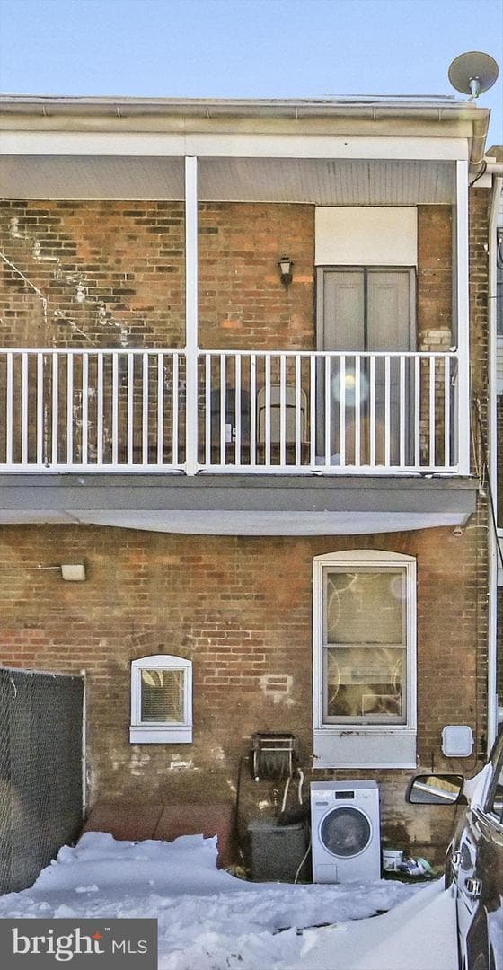 321 E Poplar Street photo 29