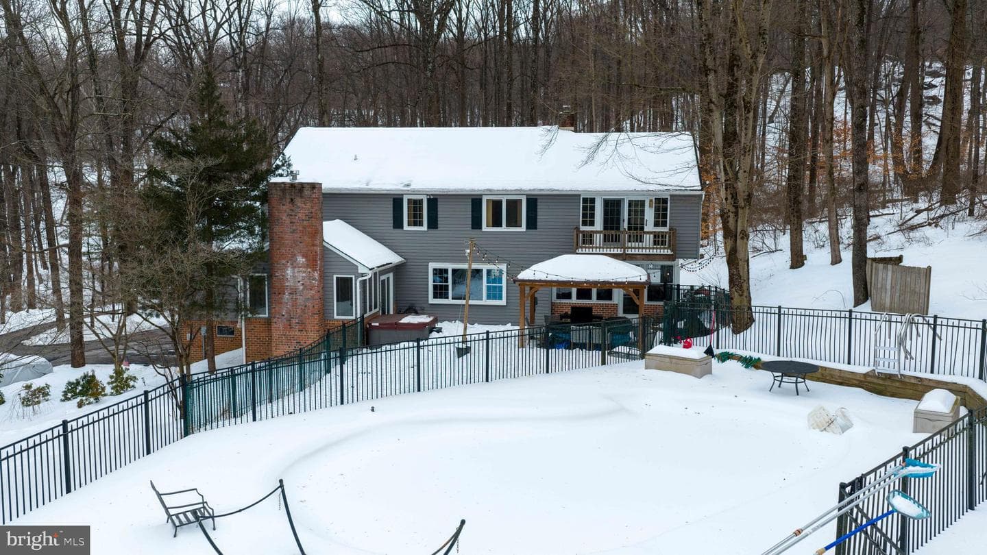 332 Laurel Drive photo 57