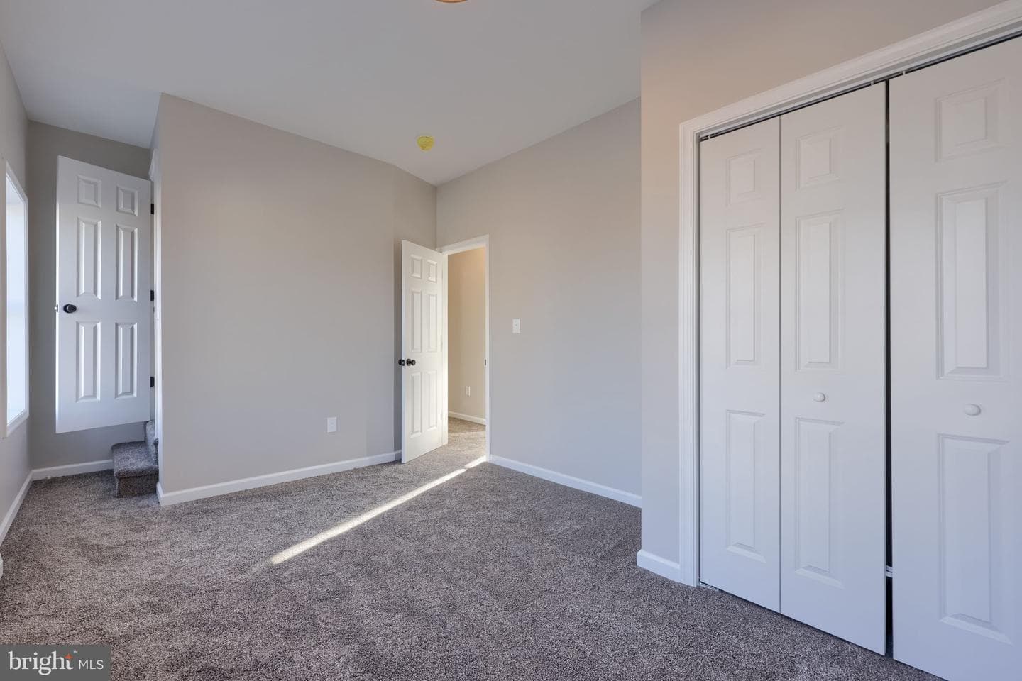 926 E Market Street photo 21