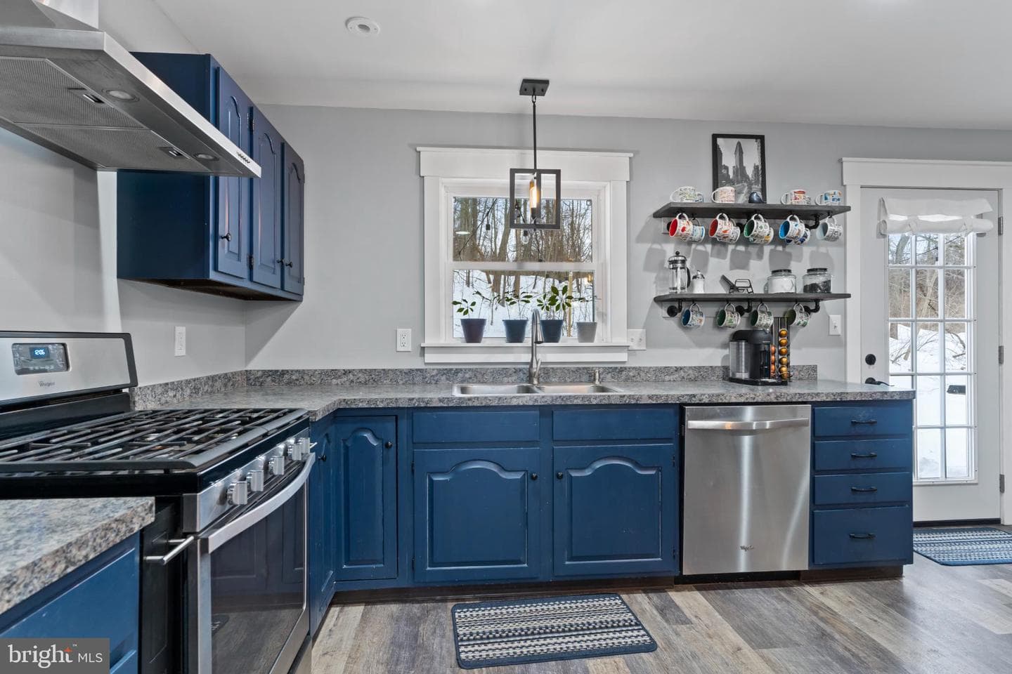214 W Ridge photo 8