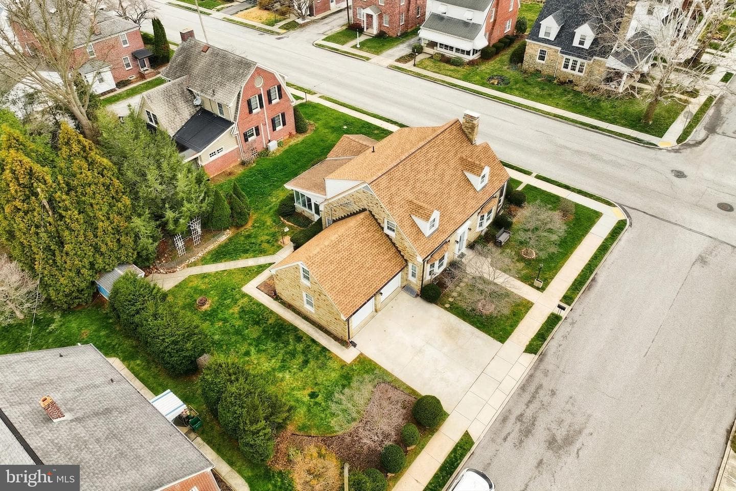 501 Hartman Avenue photo 48