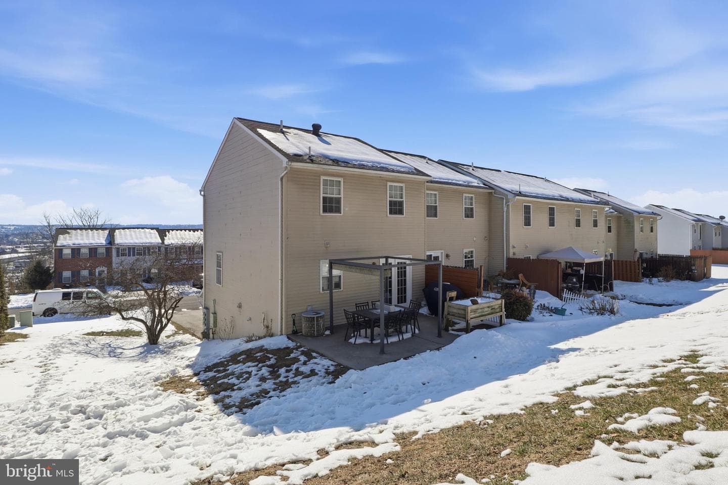 2280 North Point photo 27
