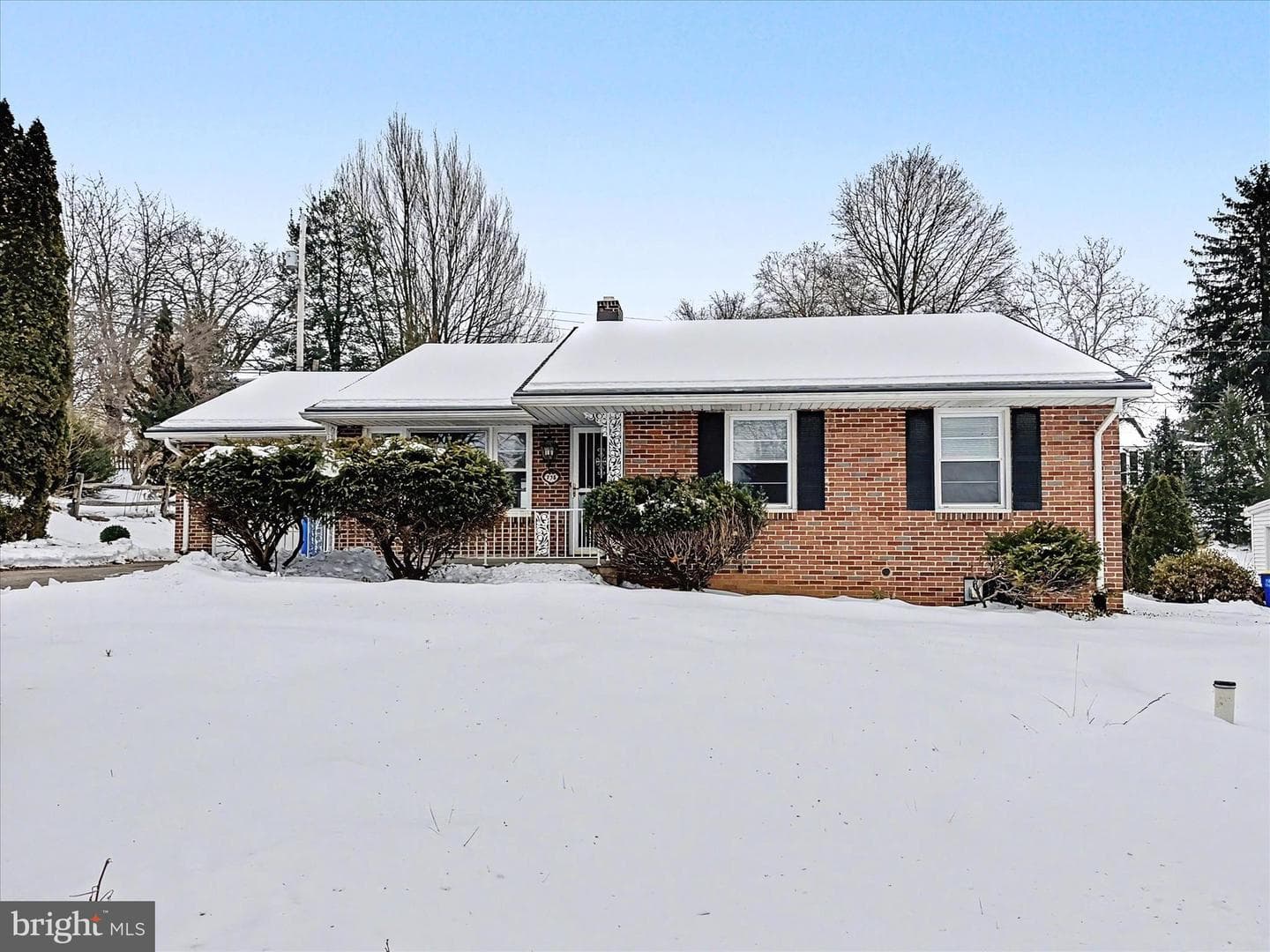 758 Clearmount Road