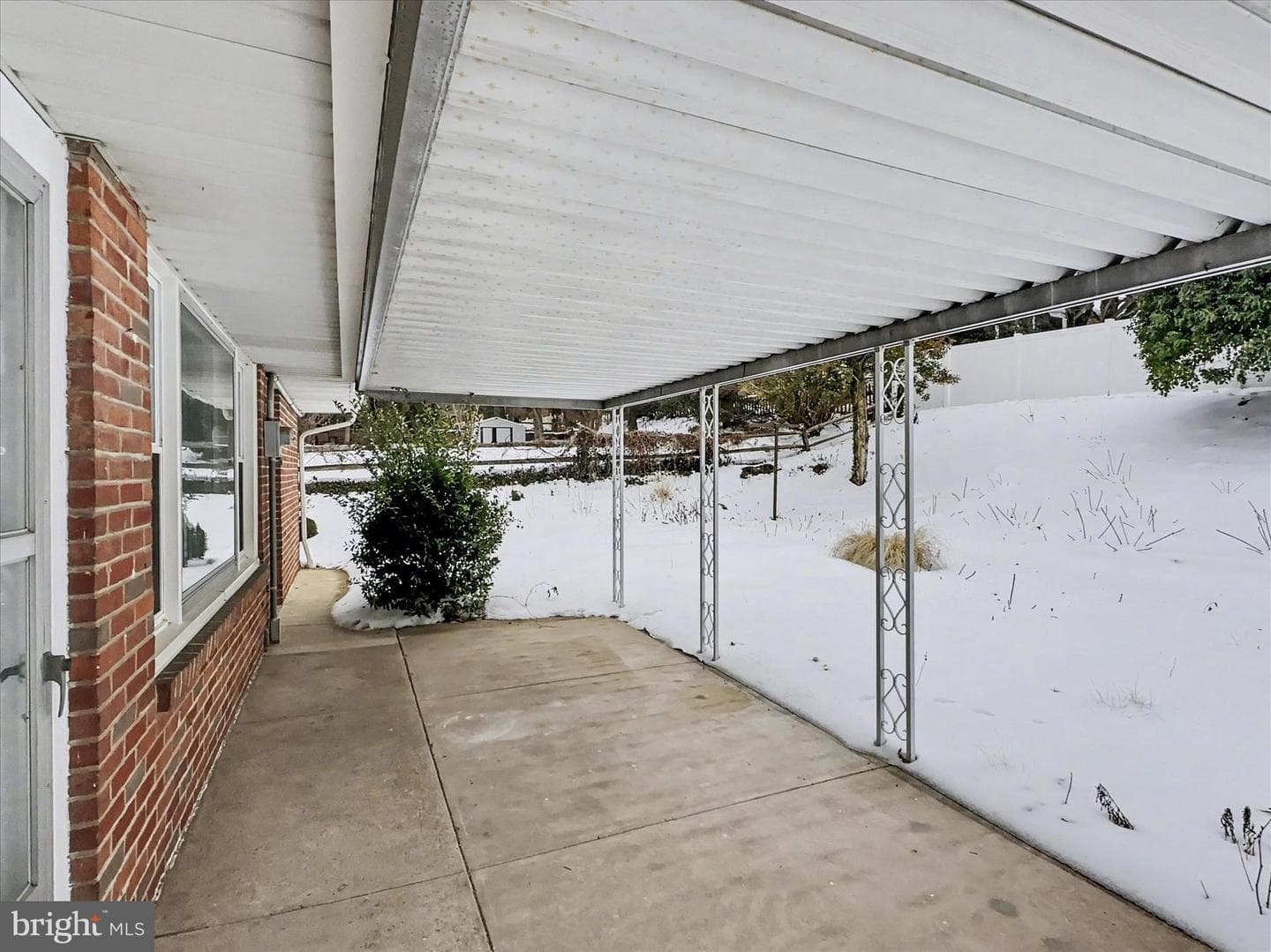 758 Clearmount Road photo 17