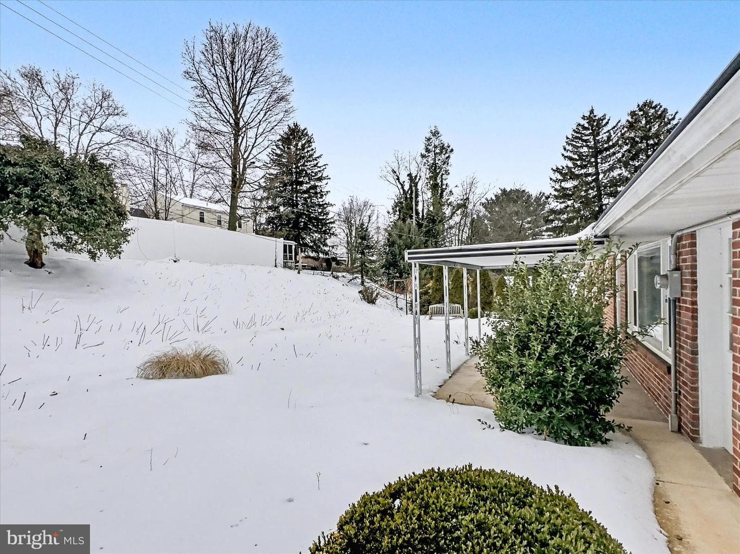 758 Clearmount Road photo 18