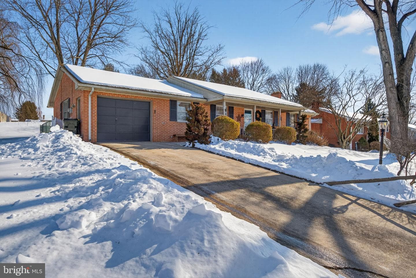 2139 Twin Brooks Drive photo 2