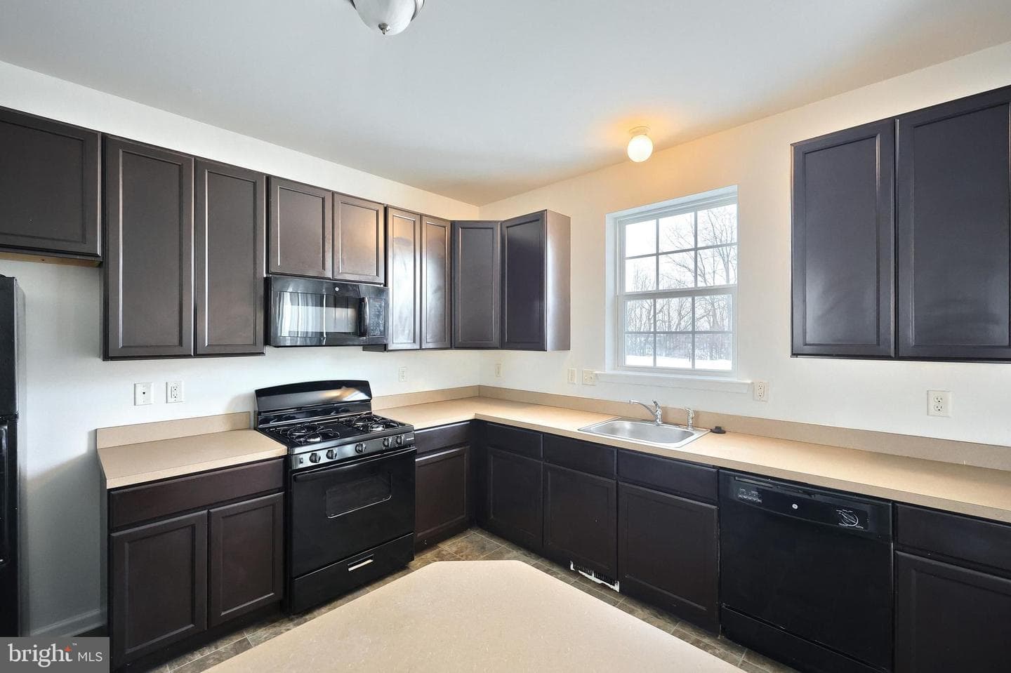 533 Marion Road #533 photo 16