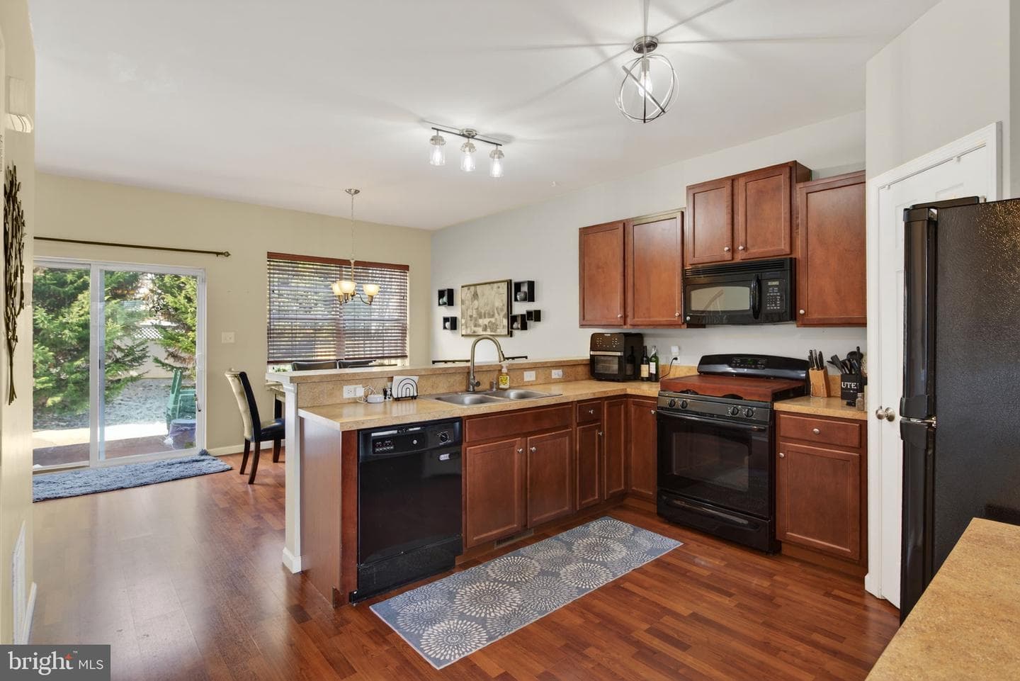 2436 Schultz Way #19 photo 6