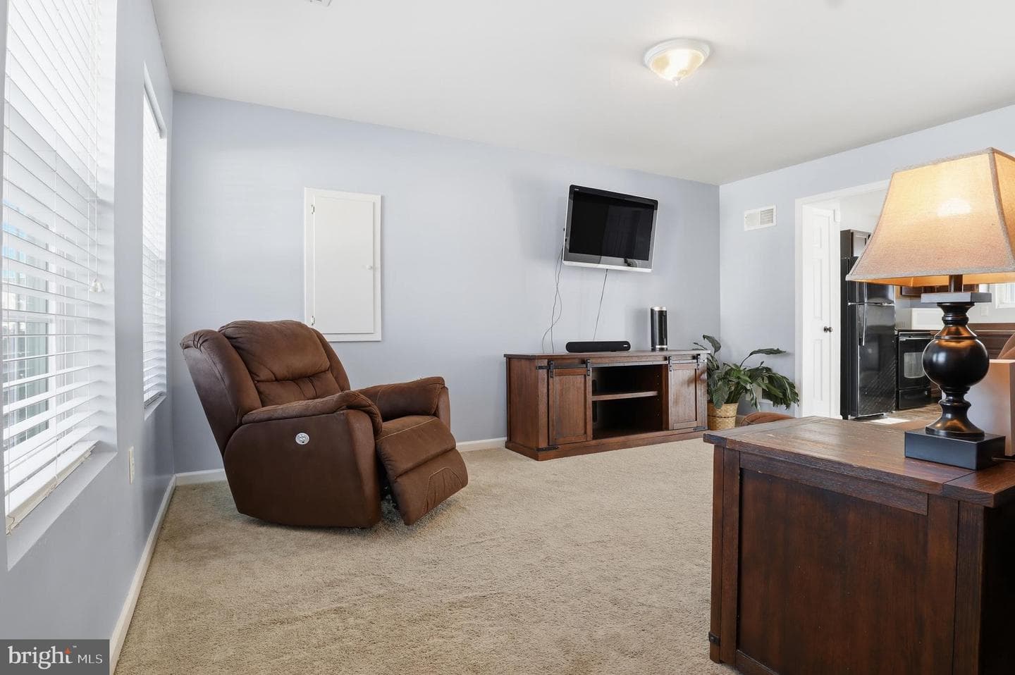 370 Azalea Drive photo 6