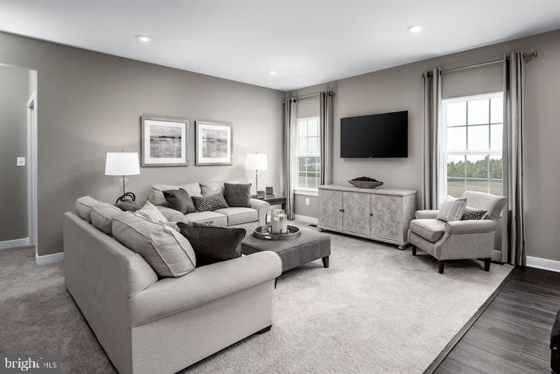 365 Kelso Drive photo 6