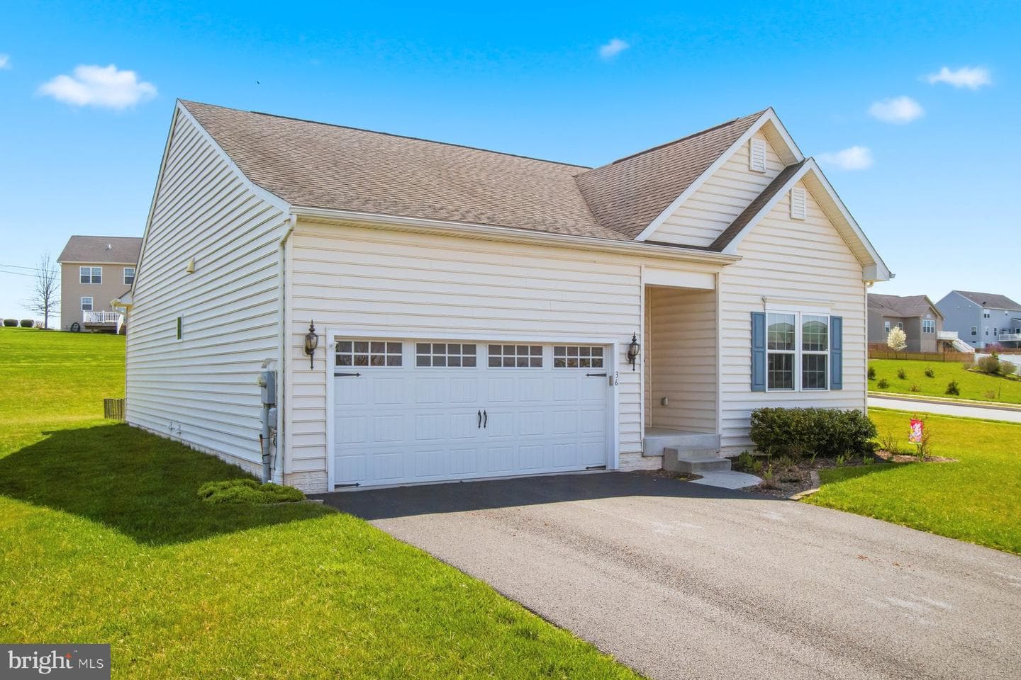 36 Kaitlyn Drive photo 2