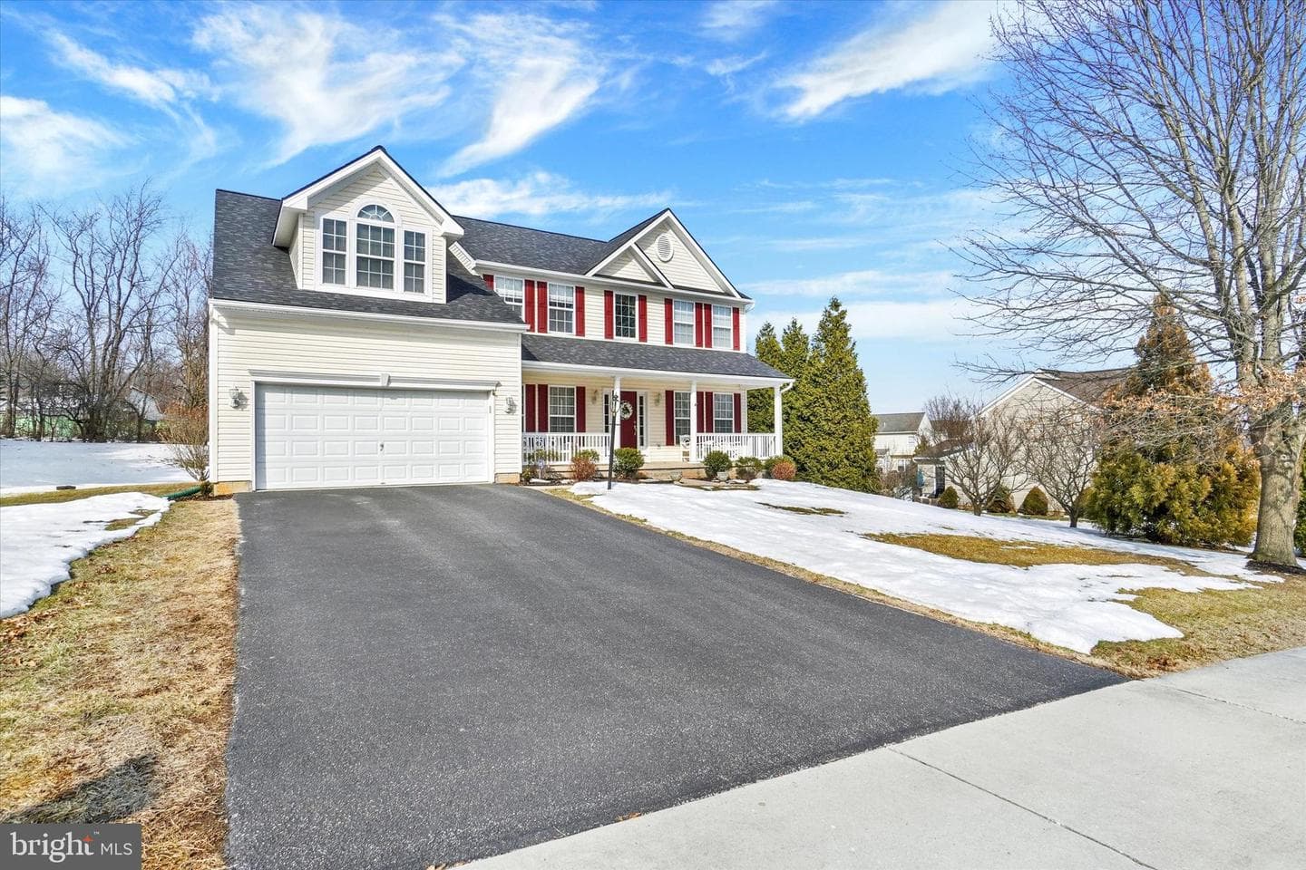 675 Clydesdale Drive photo 2