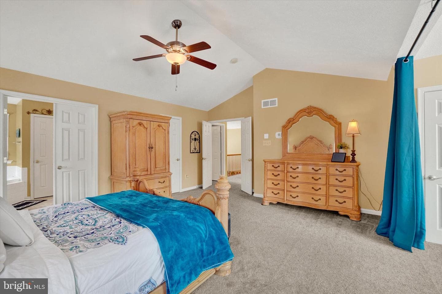 675 Clydesdale Drive photo 33