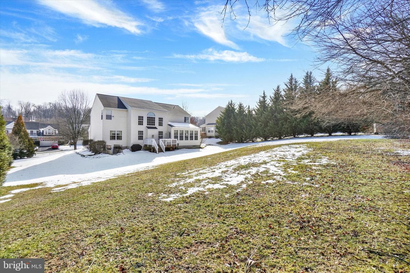 675 Clydesdale Drive photo 4