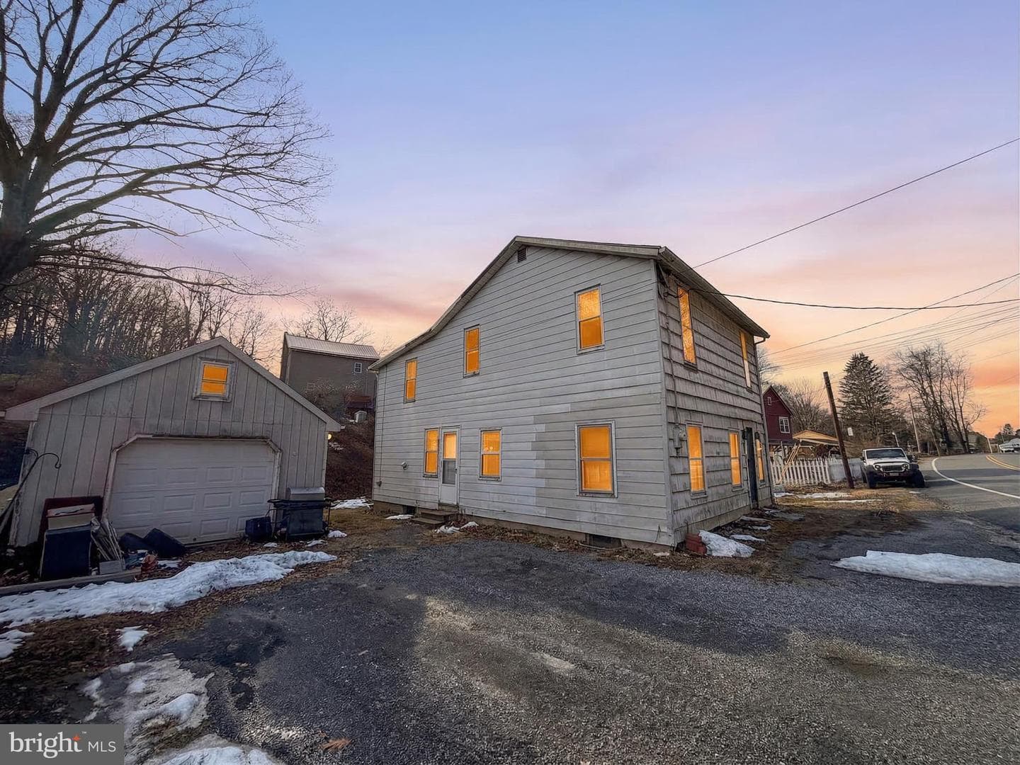 657 Lewisberry Road photo 2