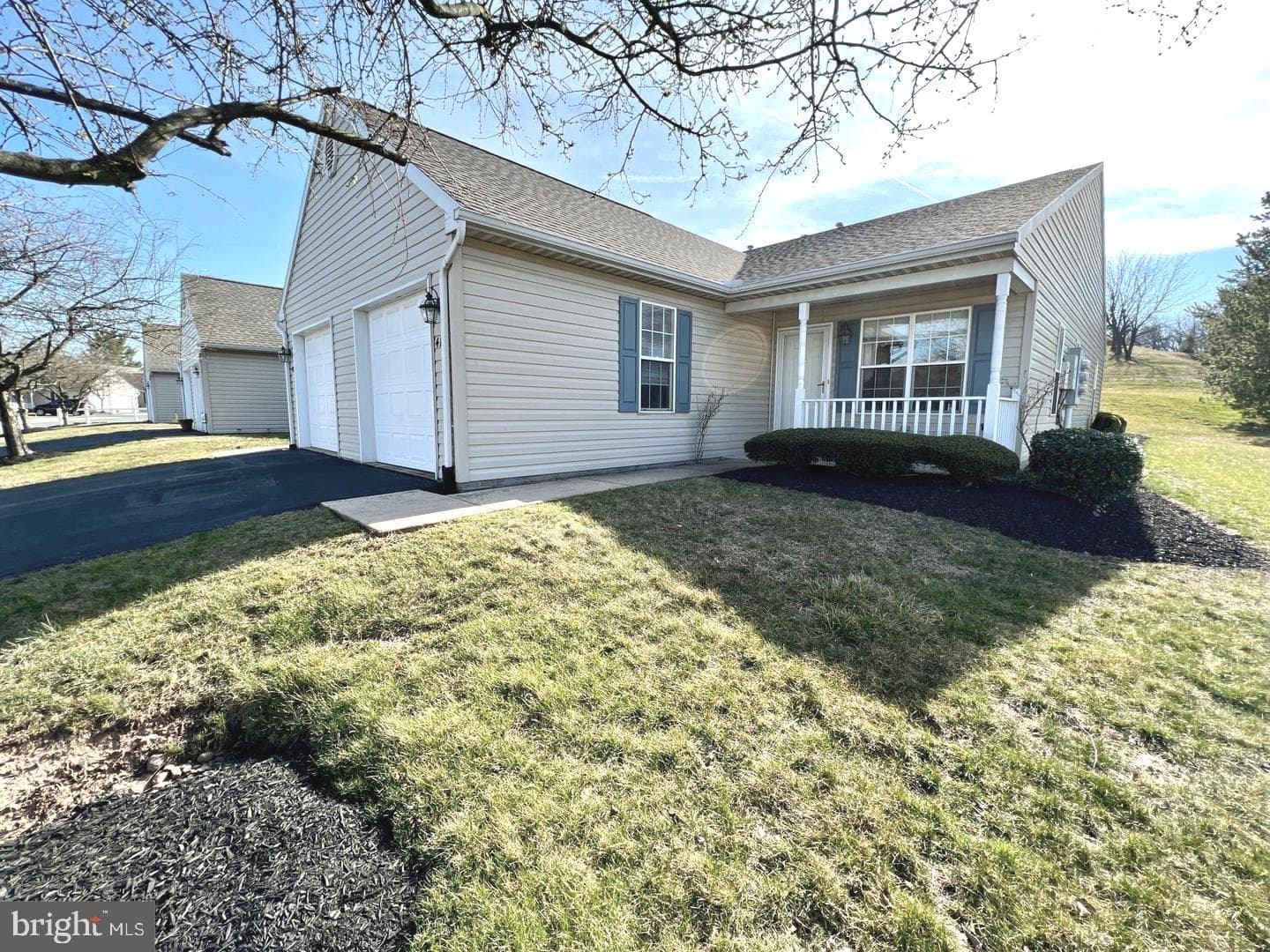 41 Hagarman Drive photo 3
