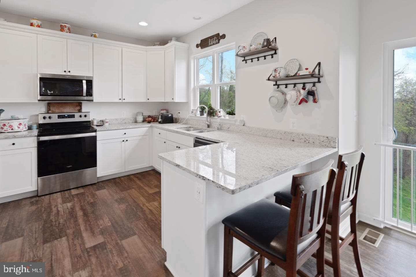 58 Glenna Drive photo 4