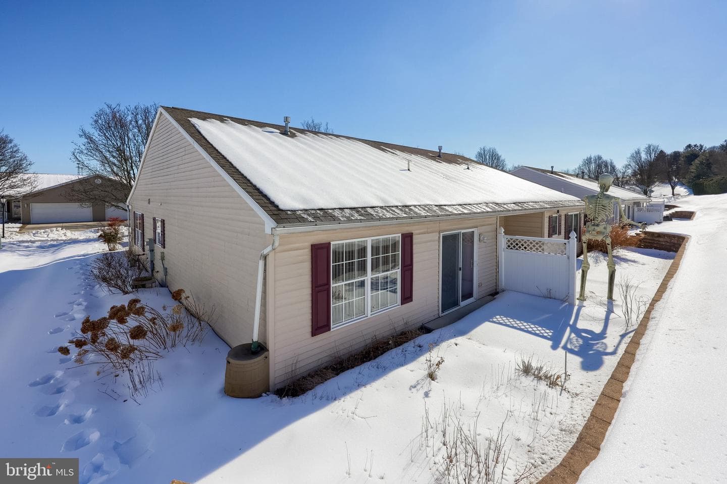 6834 Seneca Ridge Drive photo 20