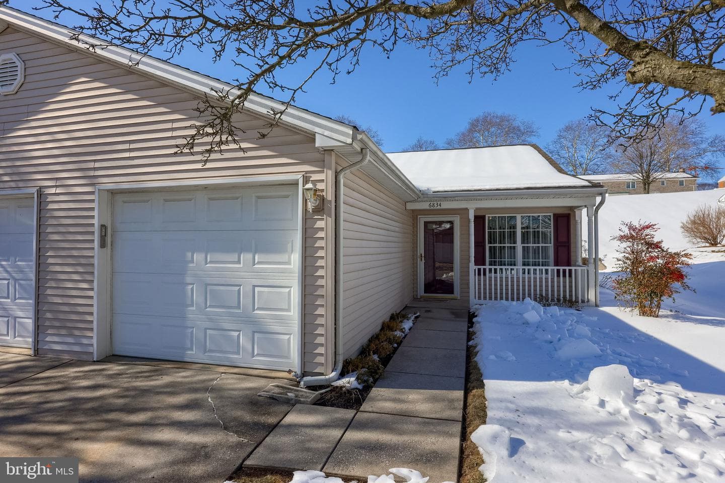 6834 Seneca Ridge Drive photo 23