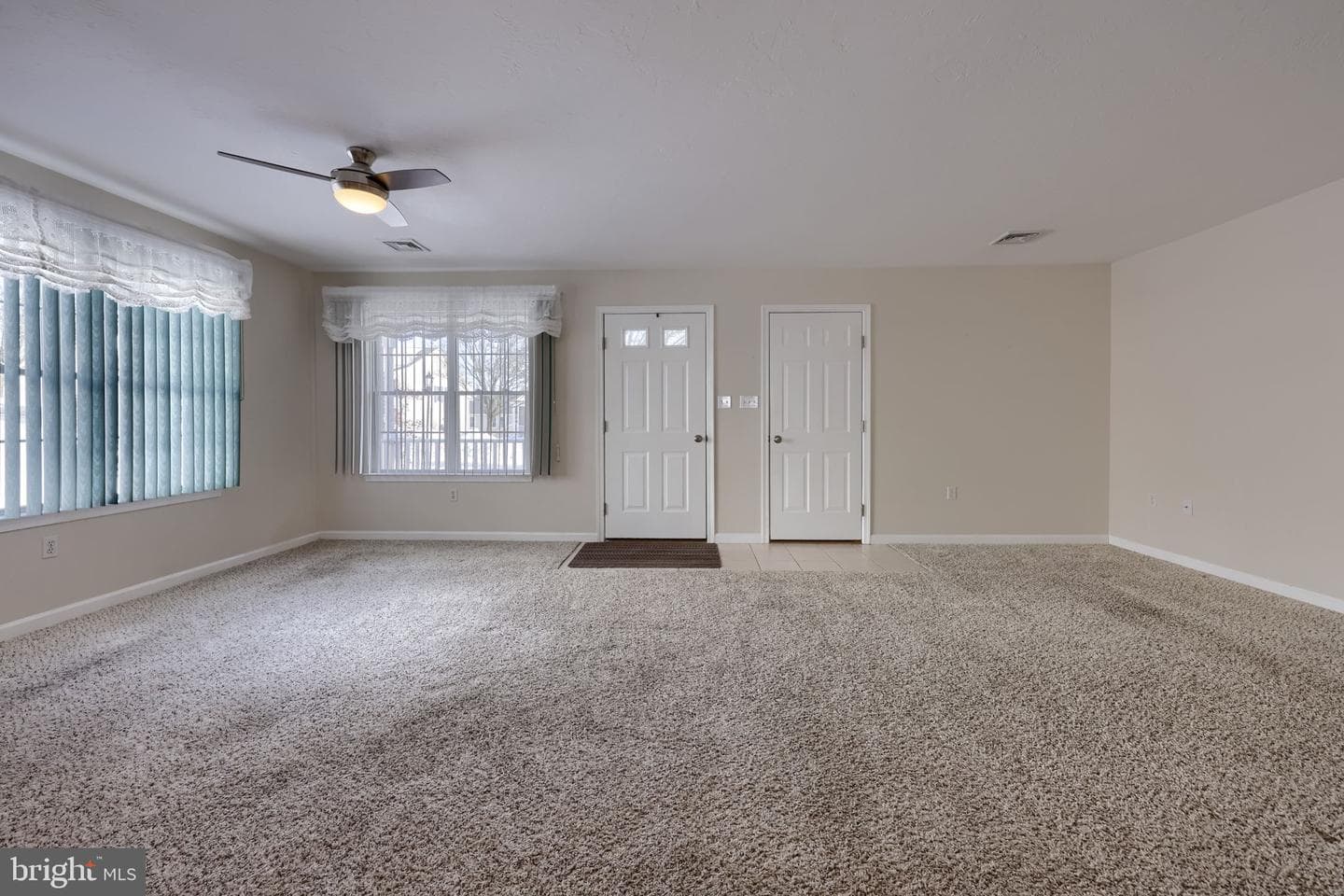 6834 Seneca Ridge Drive photo 6