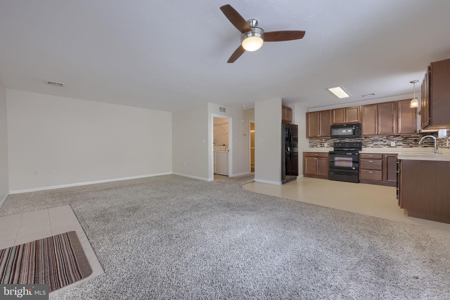 6834 Seneca Ridge Drive photo 8