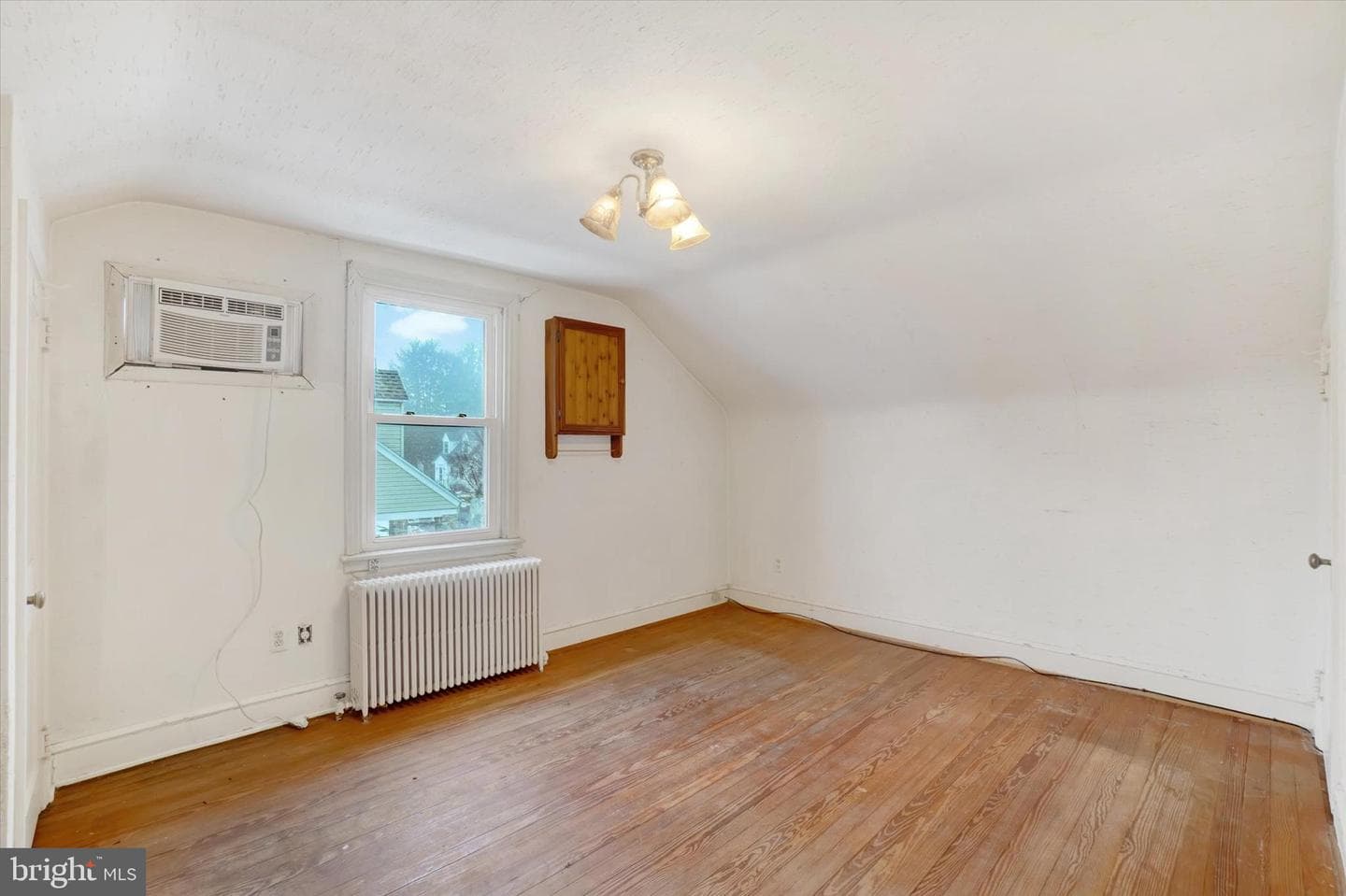872 Grandview Road photo 18