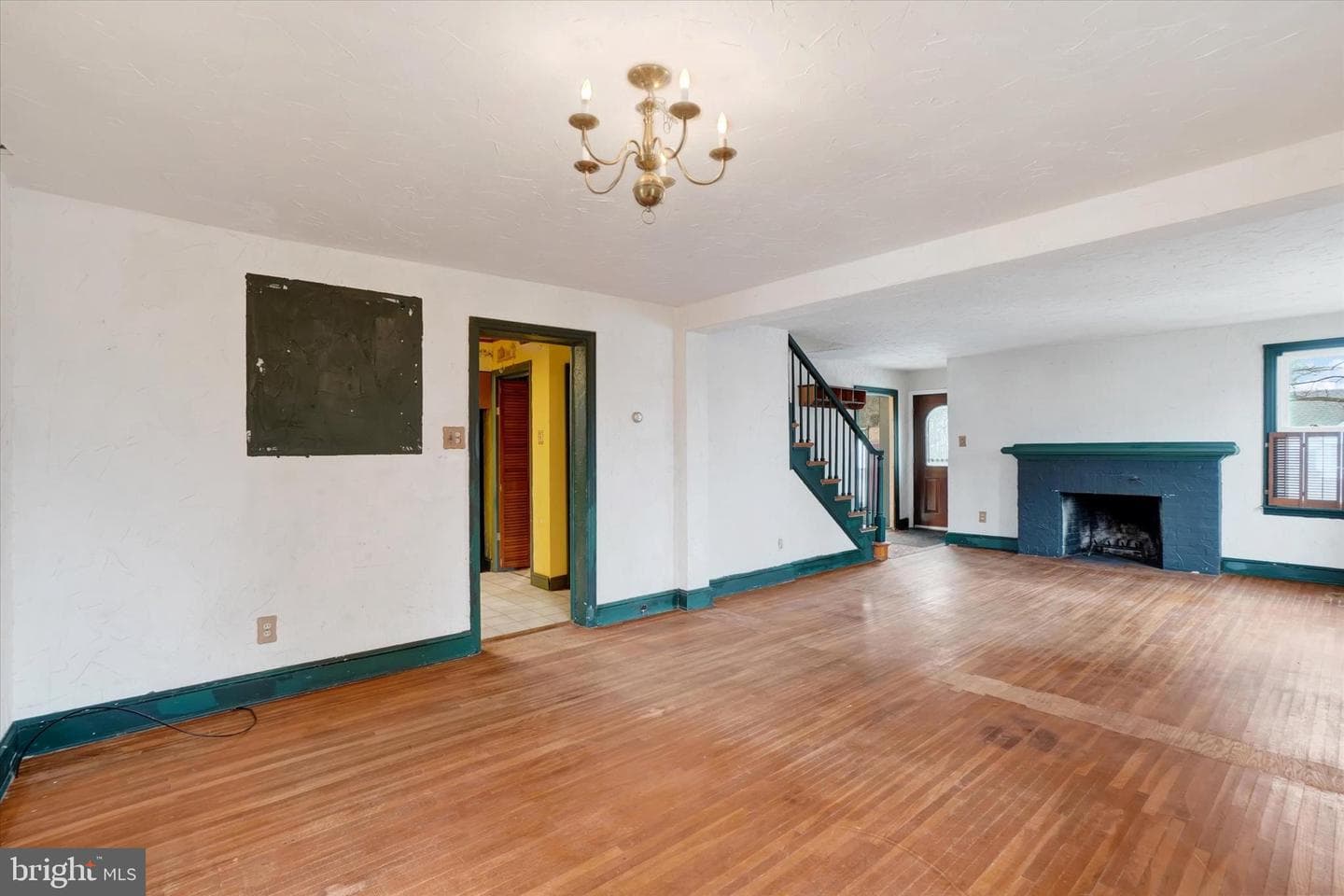 872 Grandview Road photo 7