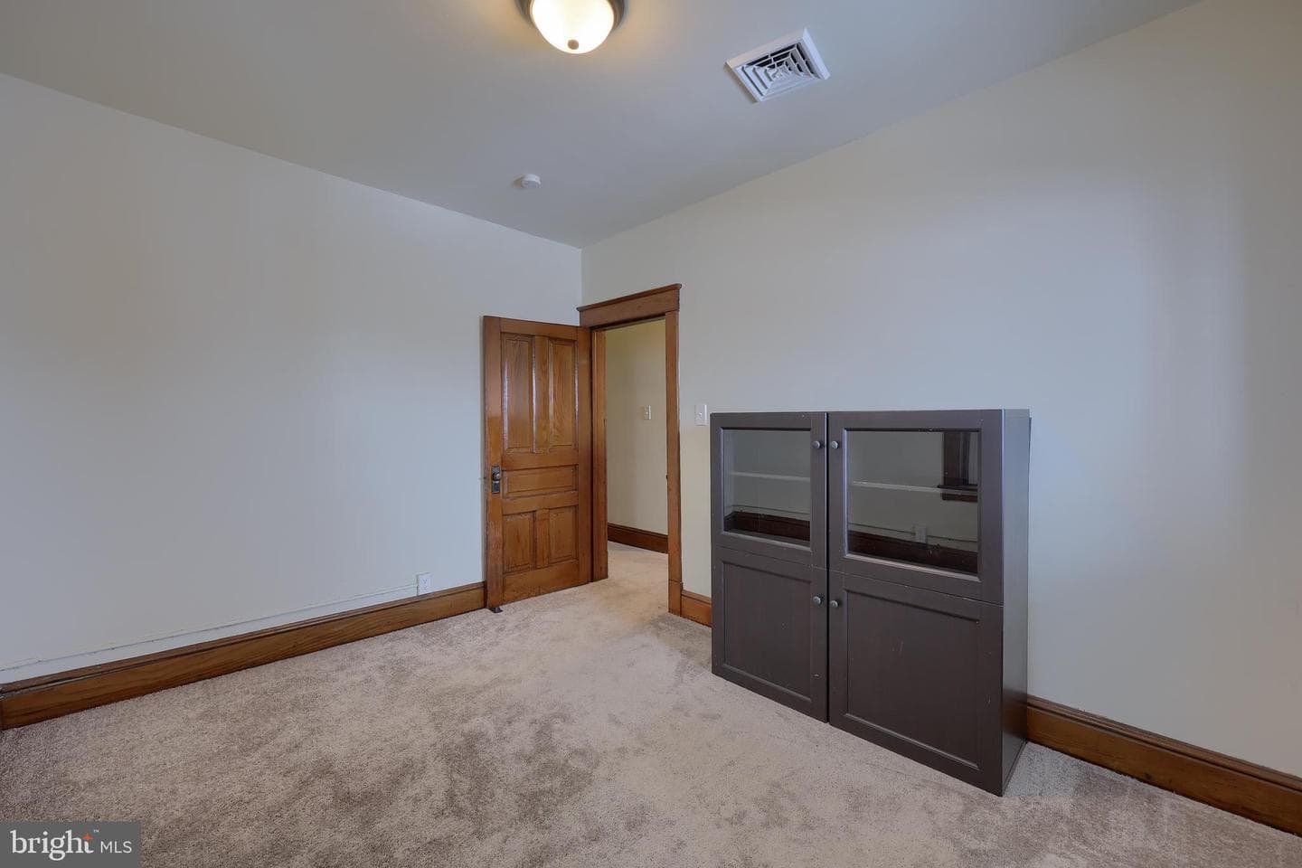 274 N Main Street photo 25