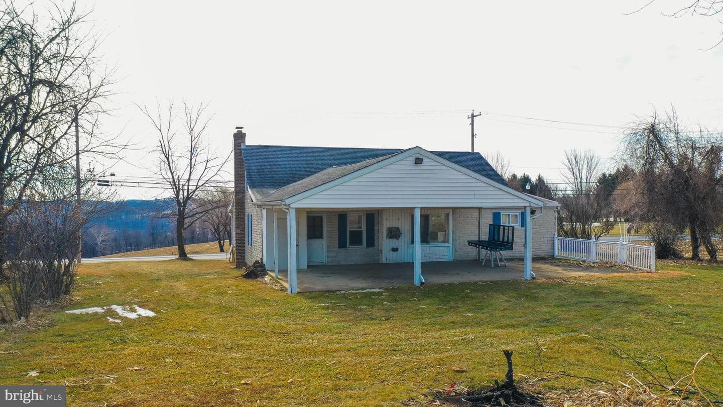 275 Manor Road photo 11