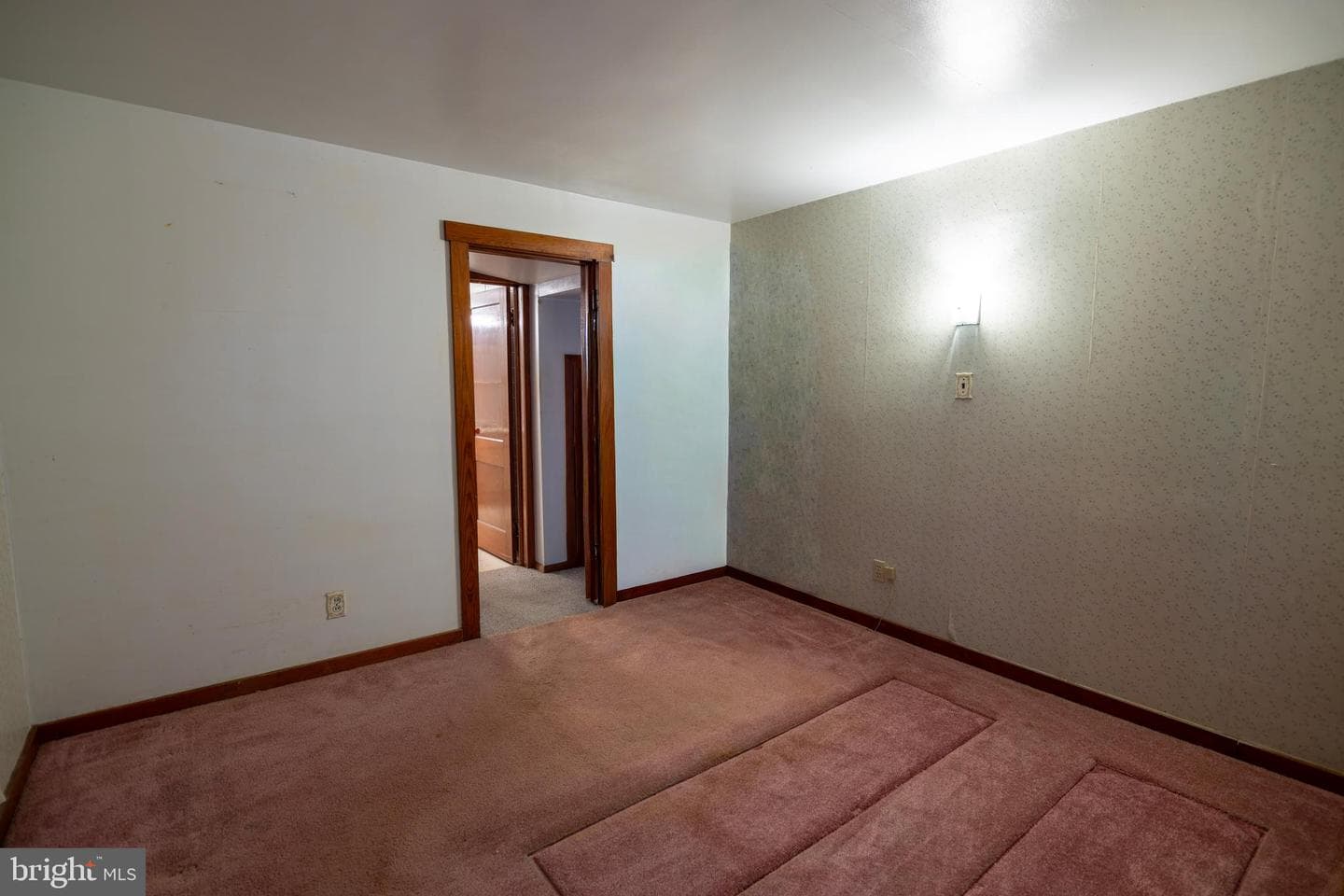 275 Manor Road photo 42