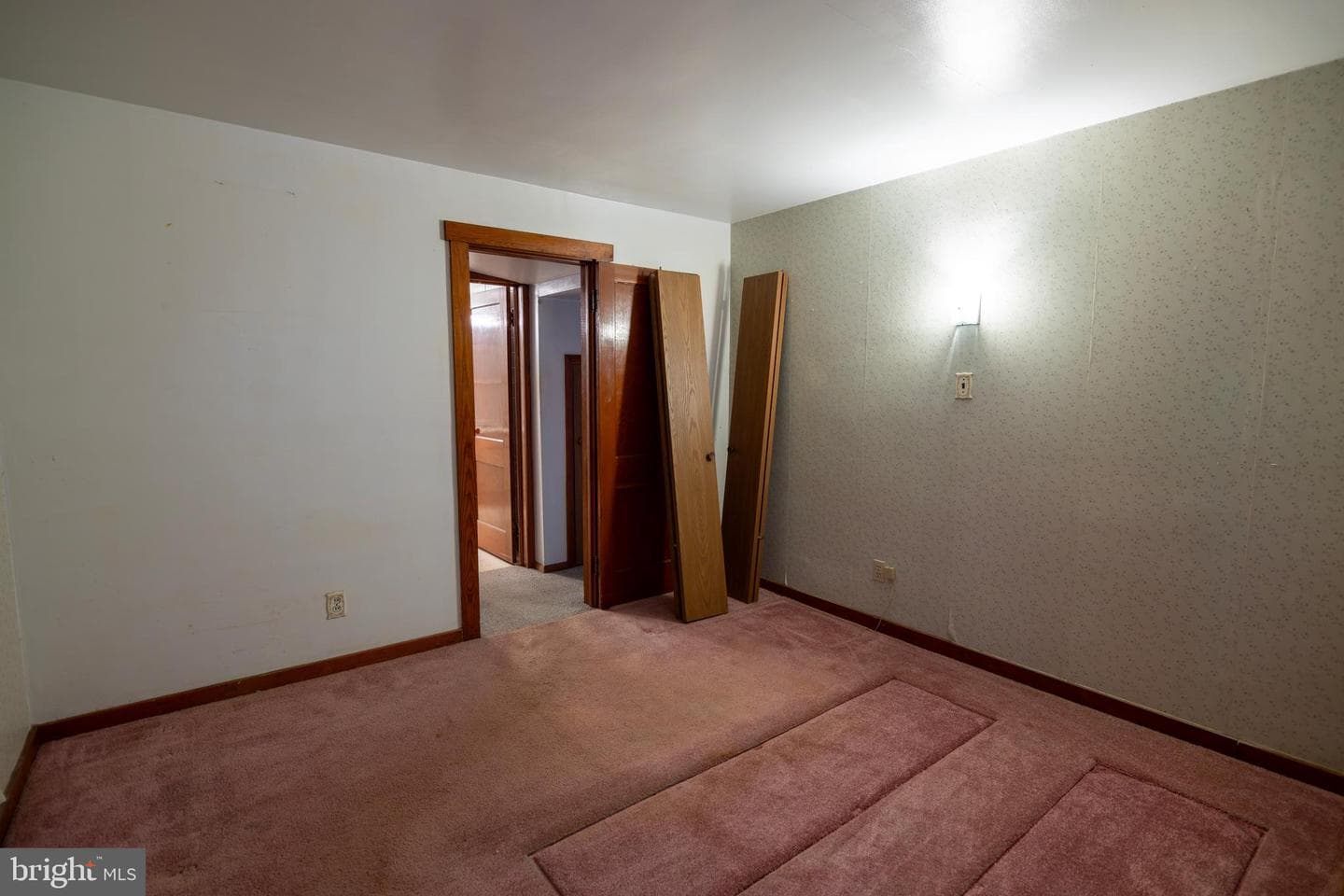 275 Manor Road photo 43
