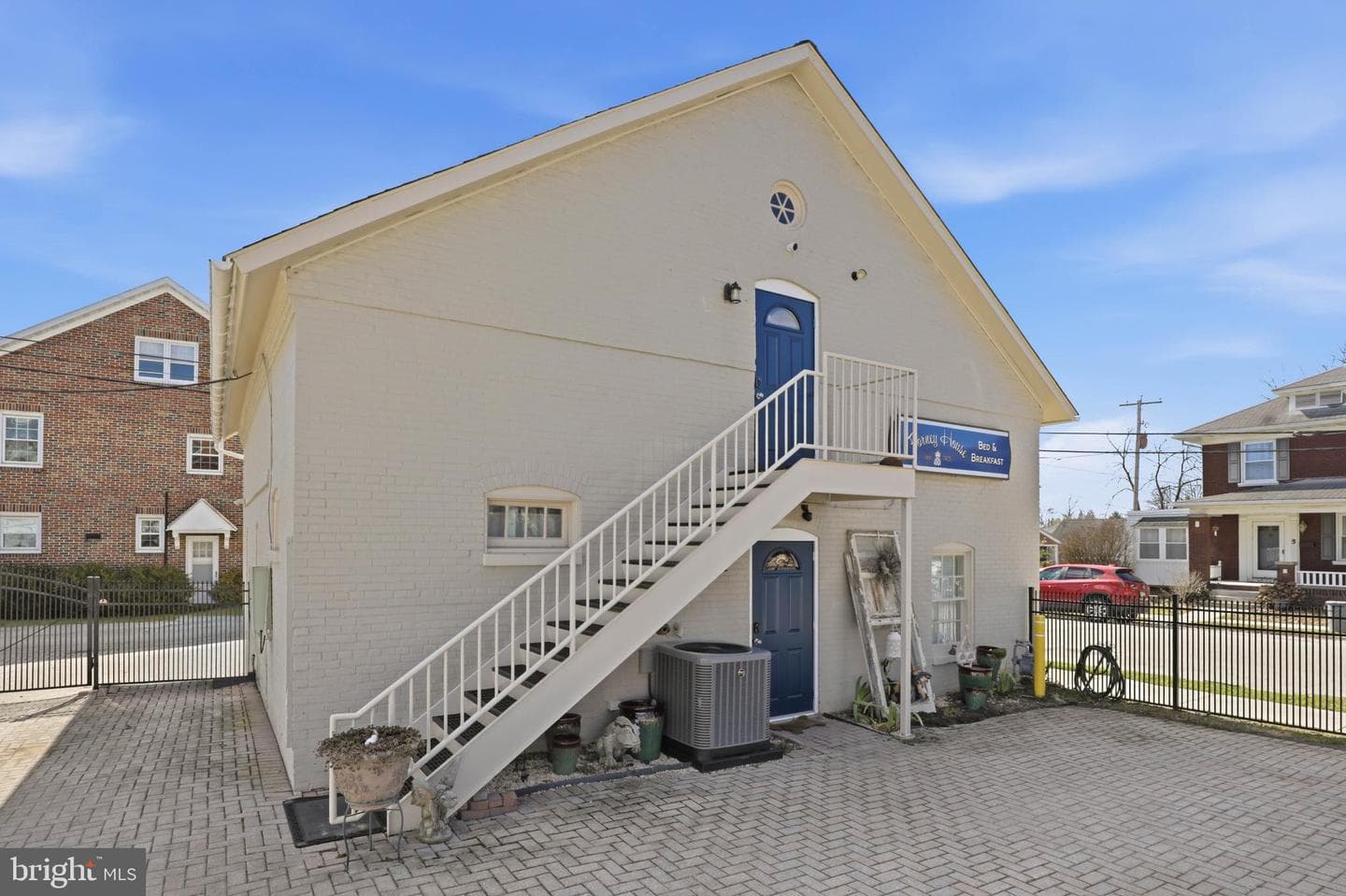252 Frederick Street photo 64