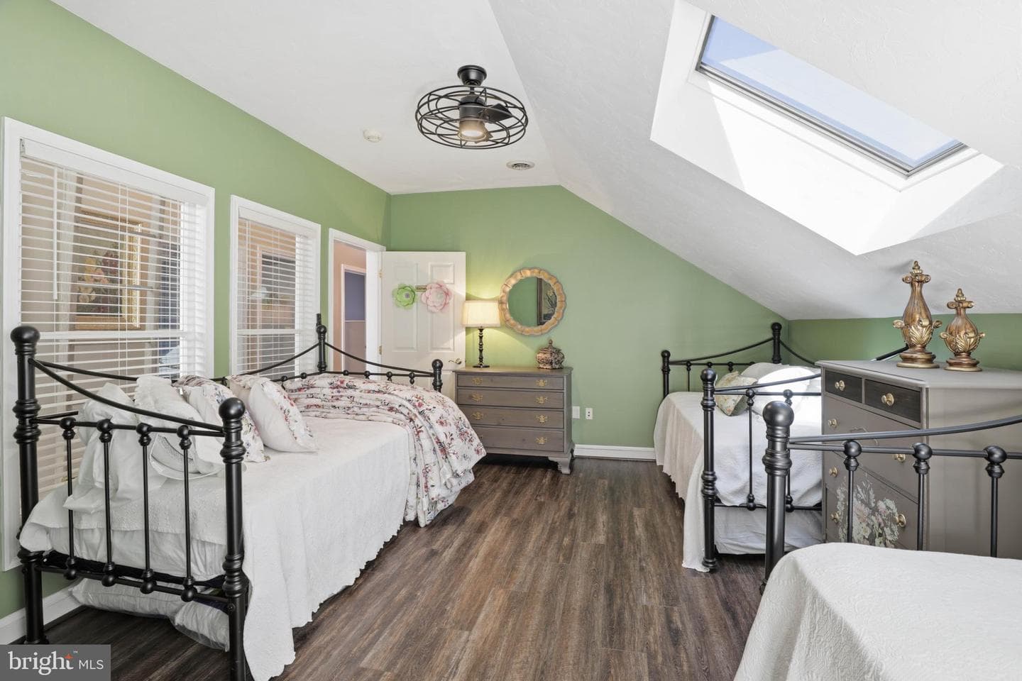 252 Frederick Street photo 90