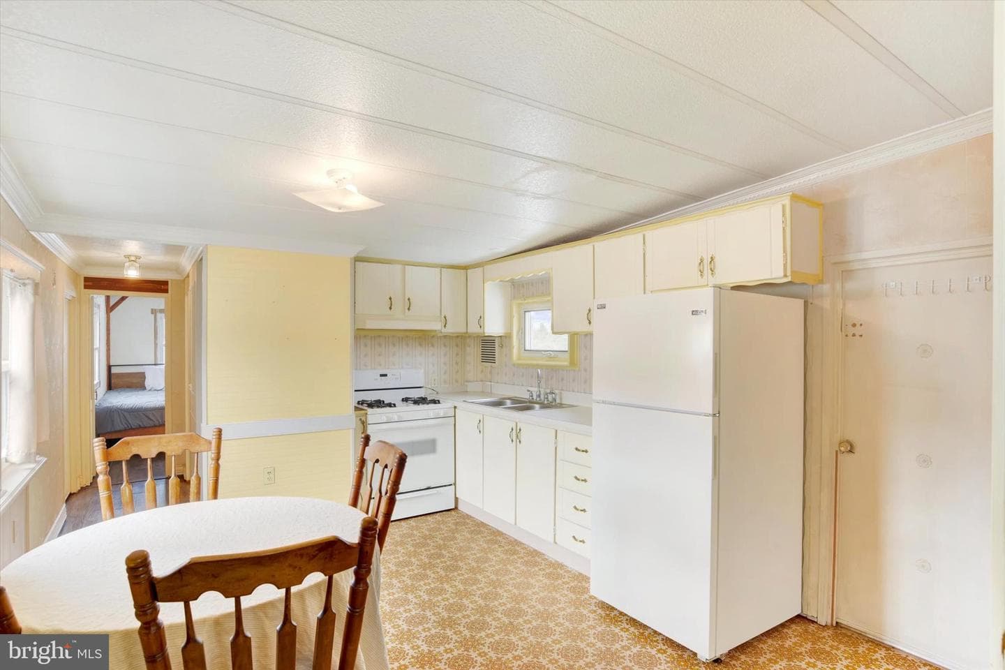 96 Buttonwood Drive photo 6