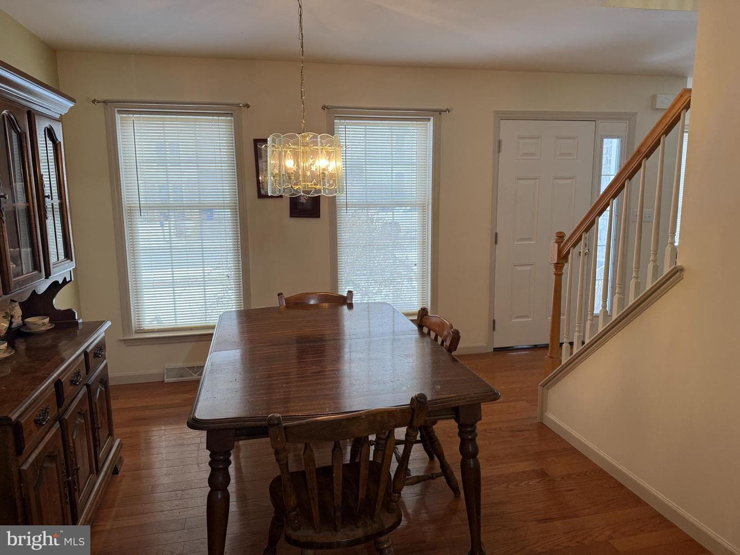 140 Thomas Drive photo 11