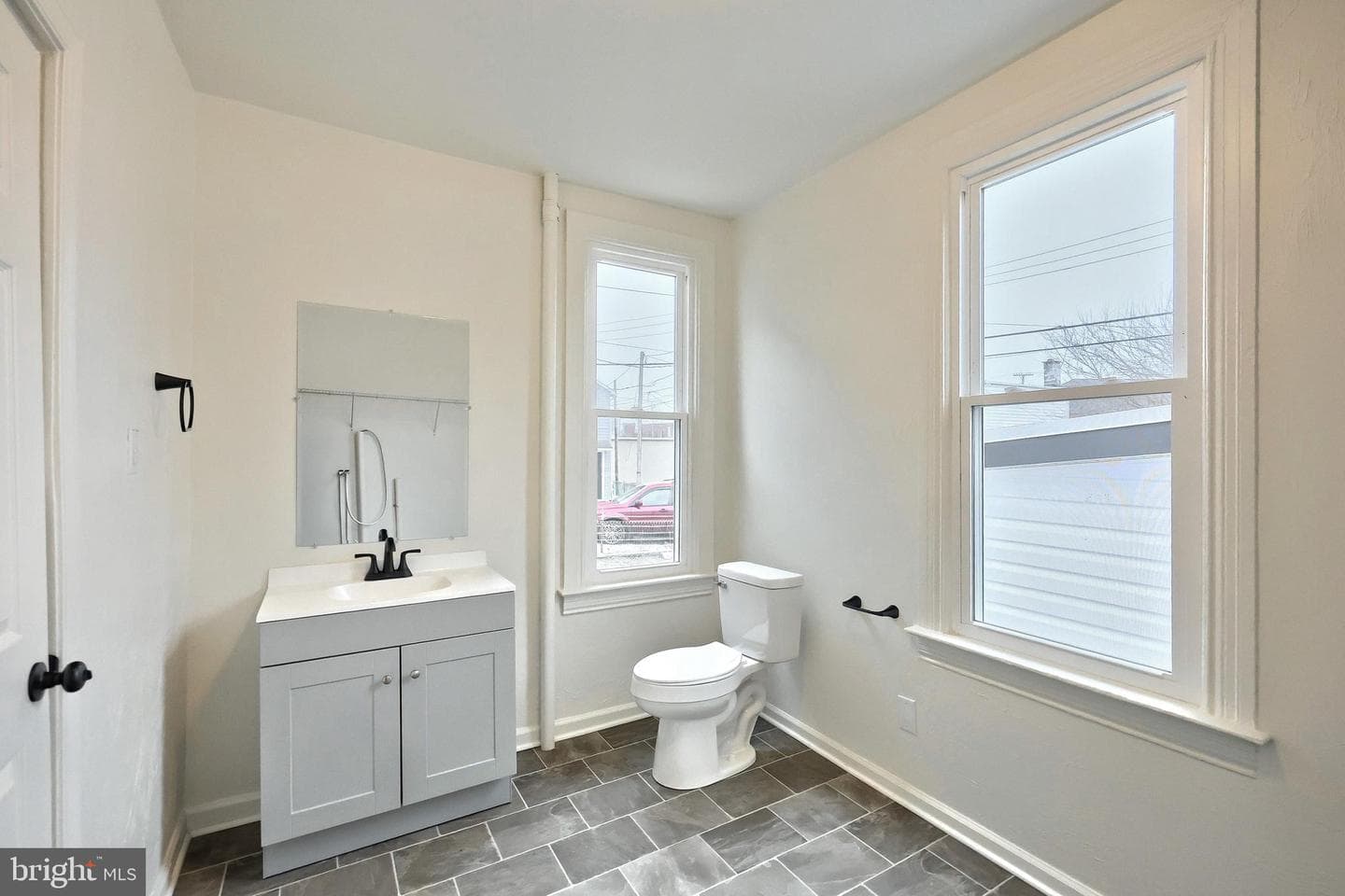 204 Park Place photo 16