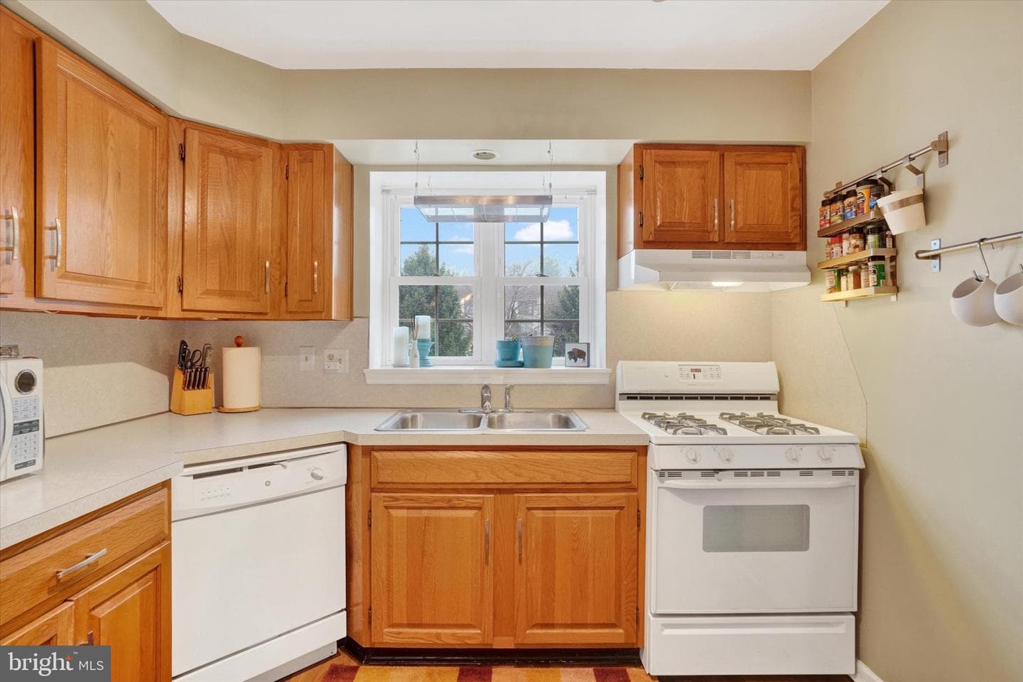423 Weldon Drive #423 photo 11