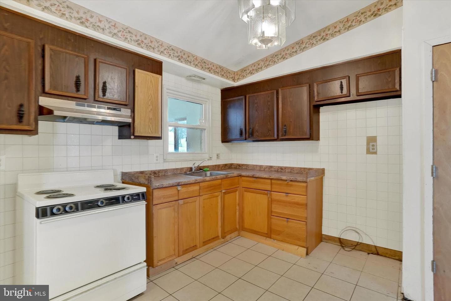 126 Claremont Drive photo 10