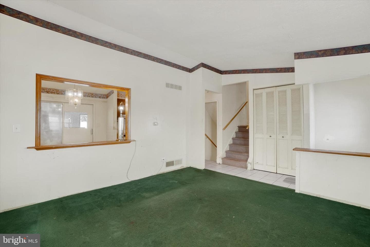 126 Claremont Drive photo 5