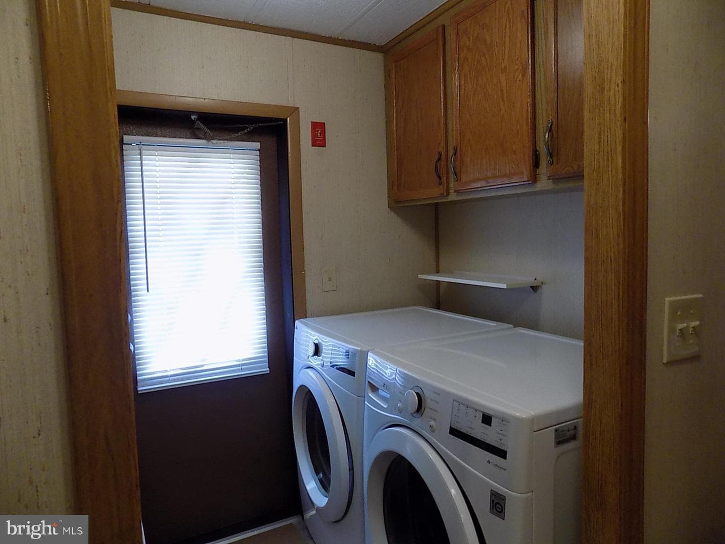 122 Seneca Avenue photo 32