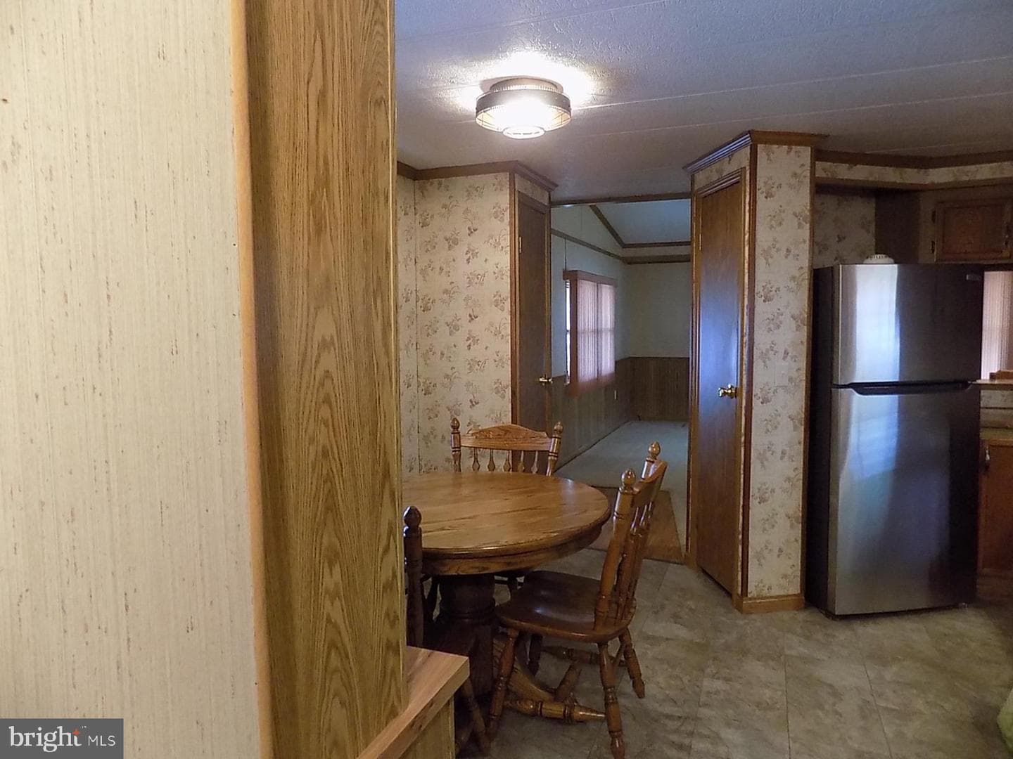 122 Seneca Avenue photo 38