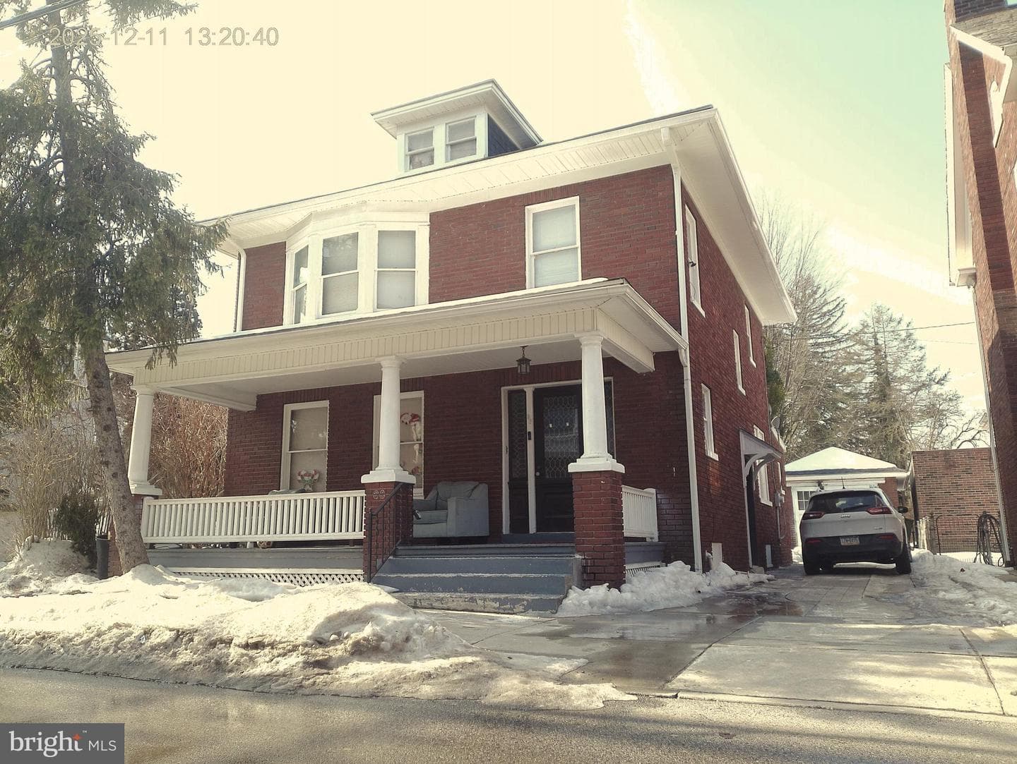 38 S Hartley Street