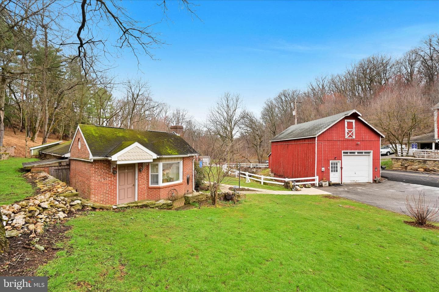 350 Green Valley Road photo 36